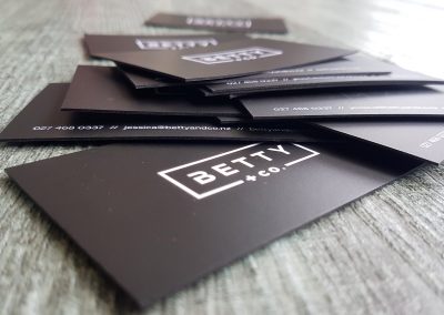 Black sides, black coloured edges for business cards