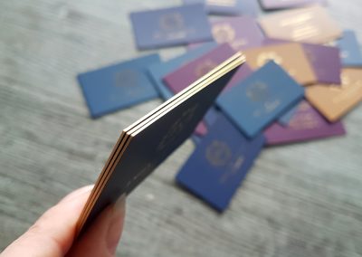 Gilded edges on business cards for gold sides
